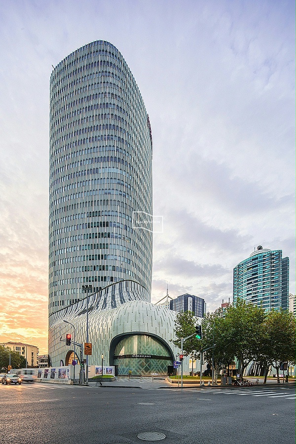 上海某商业中心钢结构设计